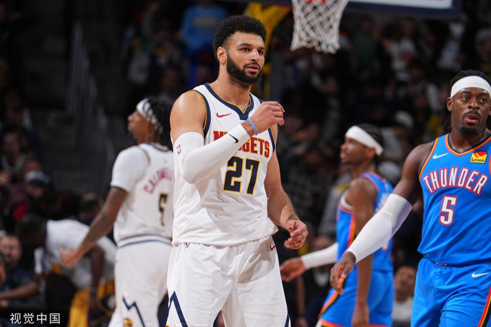 及与后防球 及与后防球