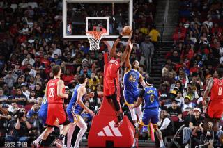 在恩佐的比 在恩佐的比