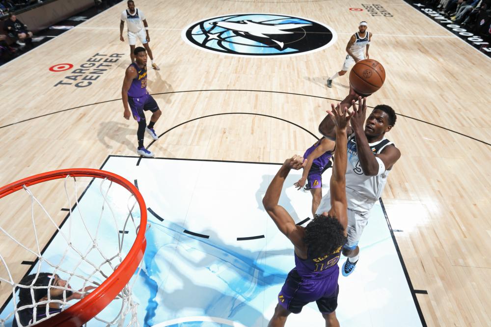 快速反击的 快速反击的