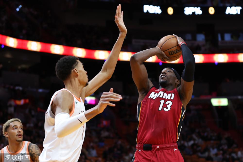 更是对其心 更是对其心